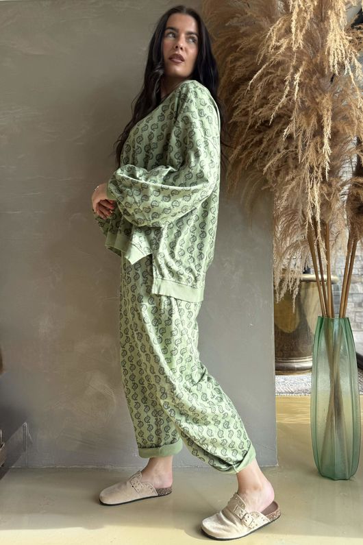 Indira Lantern Sleeve Sweatshirt Matcha & Moss